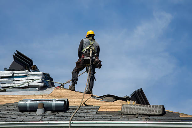 Professional Gutter Installation technician working in New Haven, CT